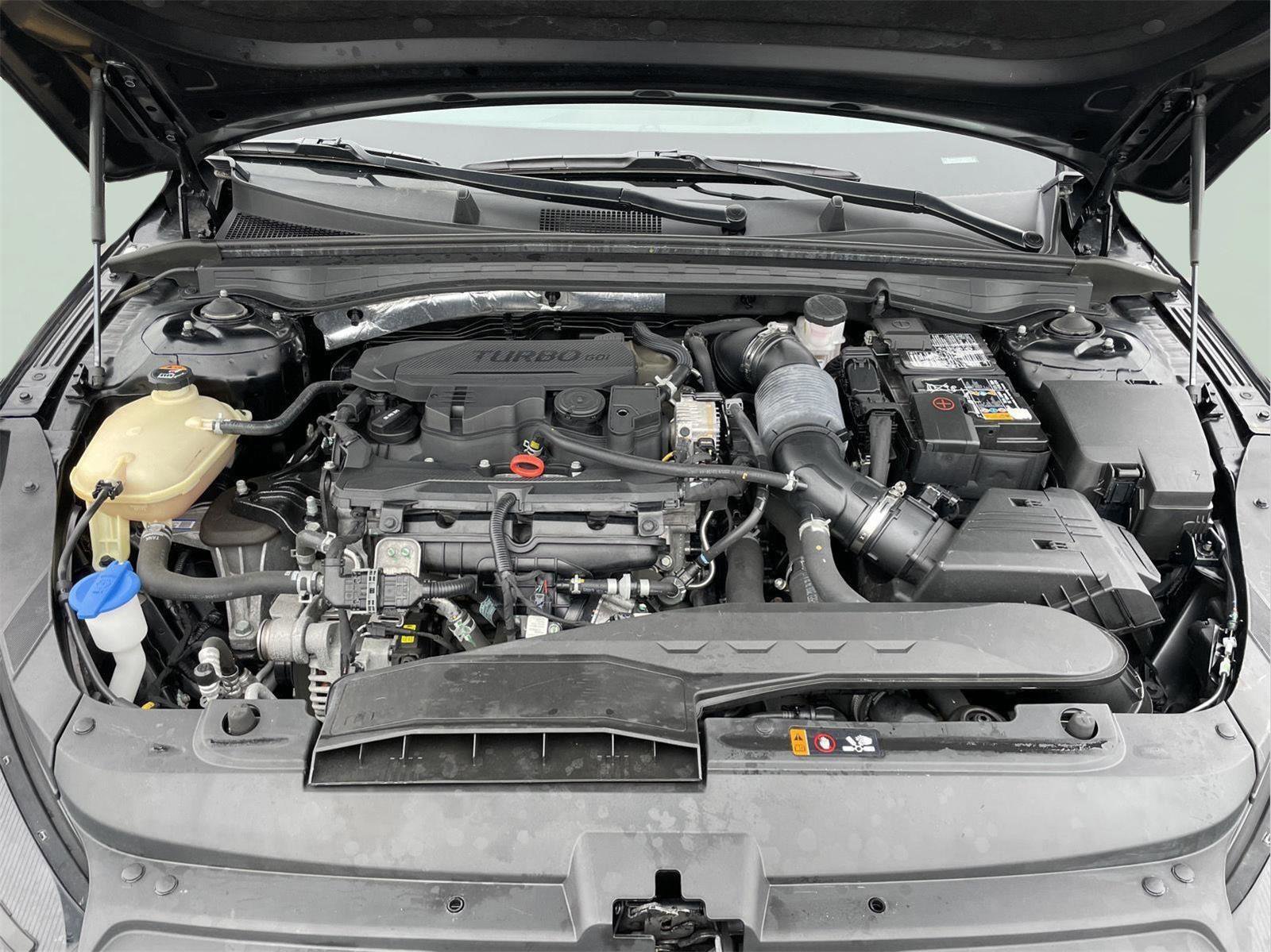 Used 2023 Kia K5 GT-Line image 11