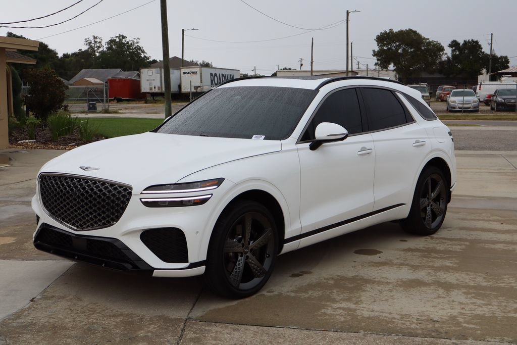 Used 2023 Genesis GV70 2.5T w/ Sport Prestige Package AWD/4WD image 5