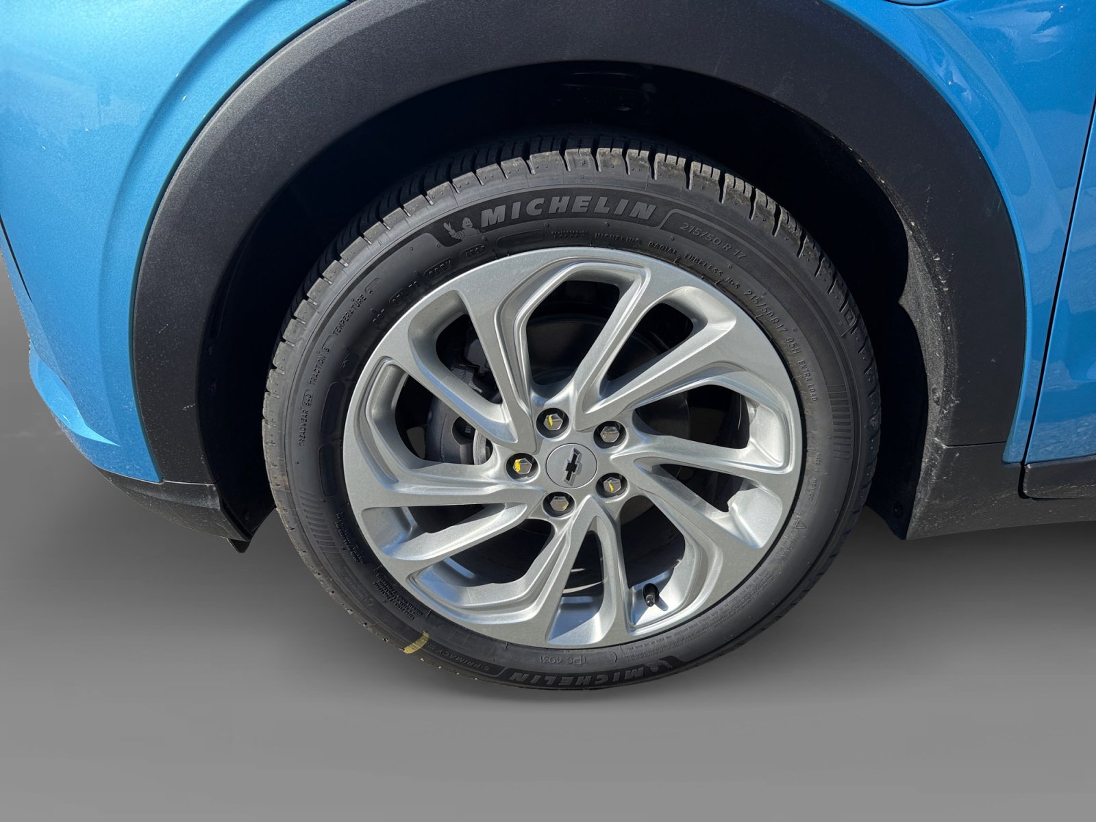 New 2027 Chevrolet Bolt LT image 9