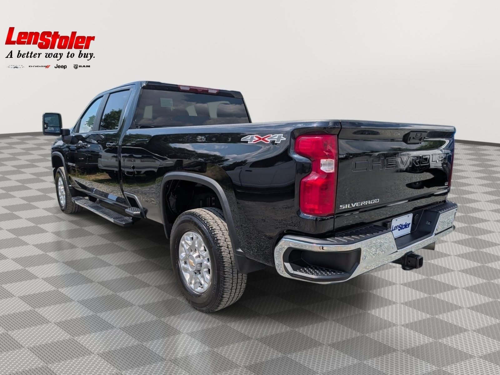 Used 2025 Chevrolet Silverado 3500 LT w/ Safety Package AWD/4WD image 3
