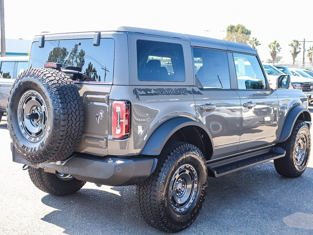 New 2025 Ford Bronco Outer Banks image 8