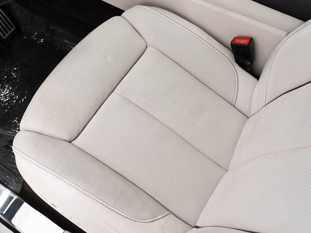 Certified 2019 Rolls-Royce Cullinan AWD/4WD image 19