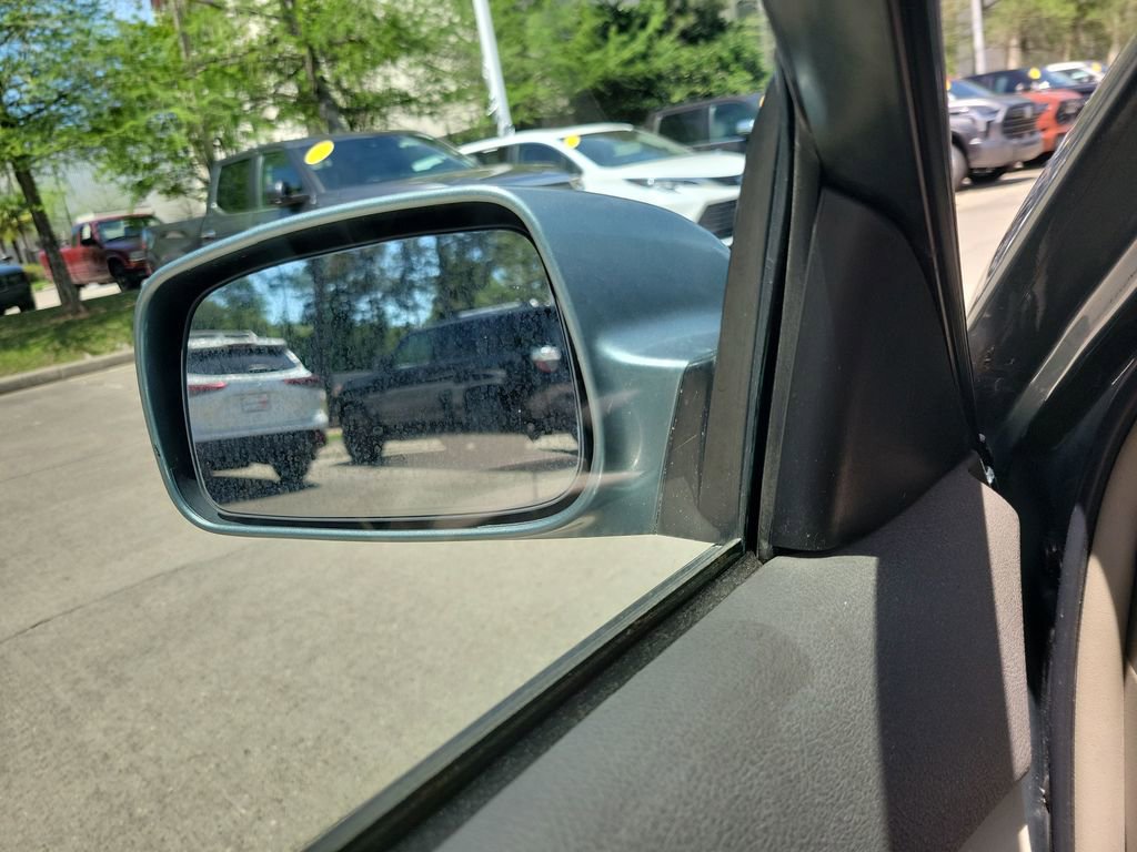 Used 2011 Toyota Camry LE w/ LE Extra-Value Pkg image 12