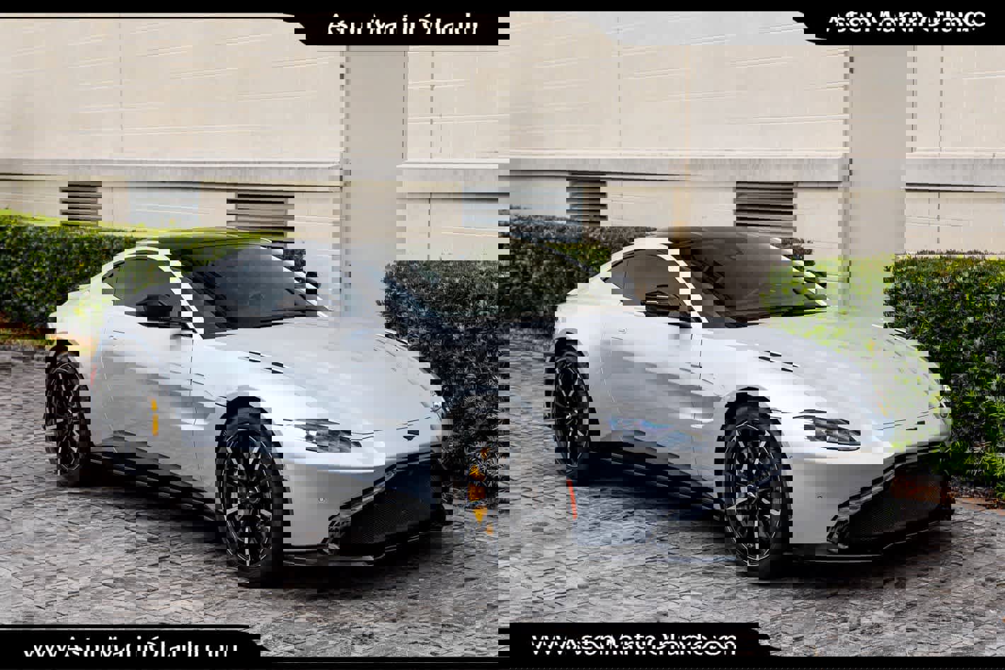 Used 2022 Aston Martin V8 Vantage Coupe image 15