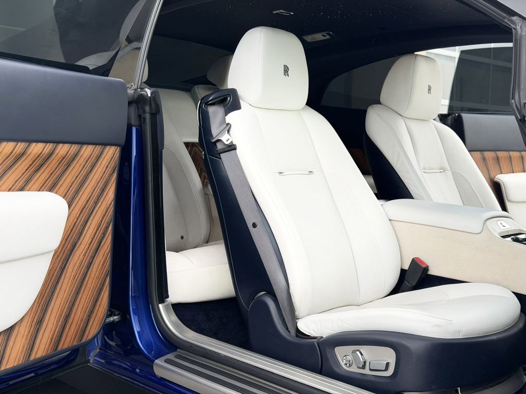 Used 2014 Rolls-Royce Wraith image 30