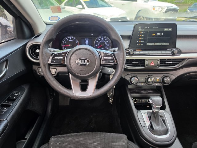 Used 2020 Kia Forte LXS FWD image 8