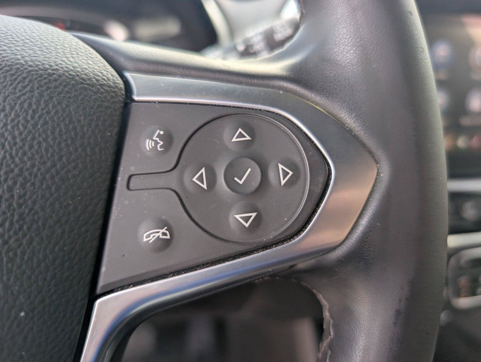 Certified 2023 Chevrolet Traverse LT FWD image 23