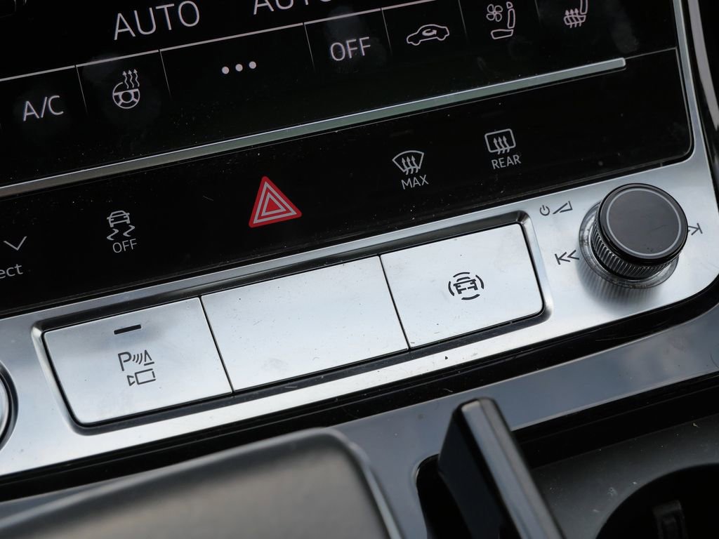 Used 2019 Audi A8 L 3.0T w/ Luxury Package image 47