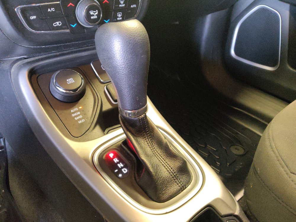 Used 2020 Jeep Compass Sport AWD/4WD image 26