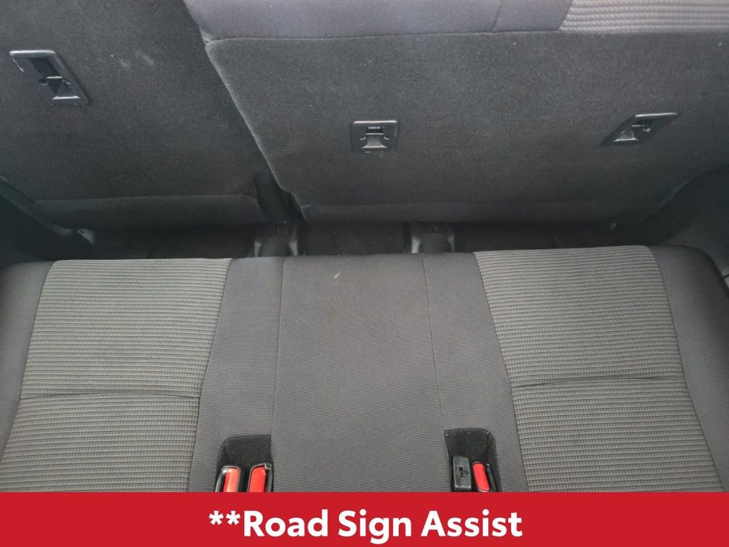 Used 2024 Toyota Highlander LE image 14