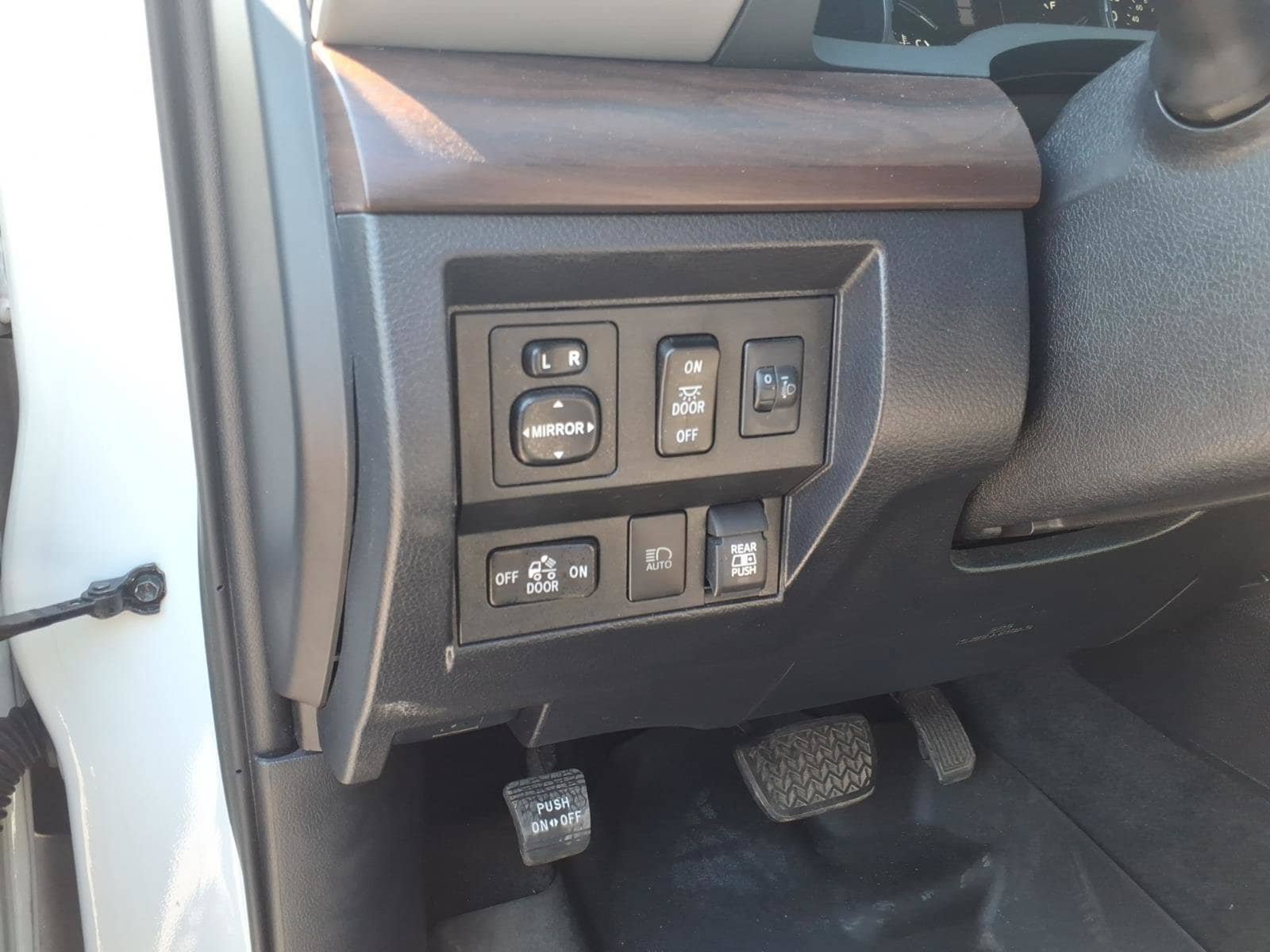 Used 2020 Toyota Tundra Limited RWD image 17