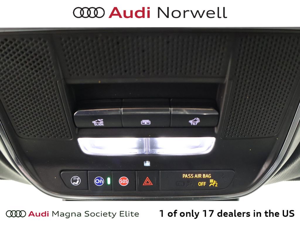 Used 2024 Chevrolet Traverse RS image 7