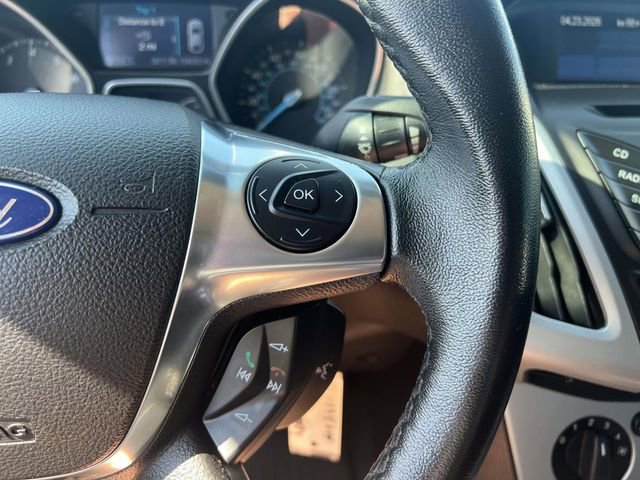Used 2012 Ford Focus SE FWD image 17