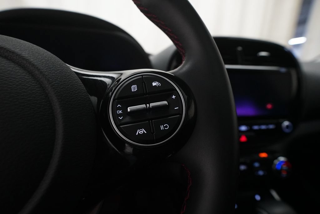 Used 2023 Kia Soul GT-Line FWD image 18