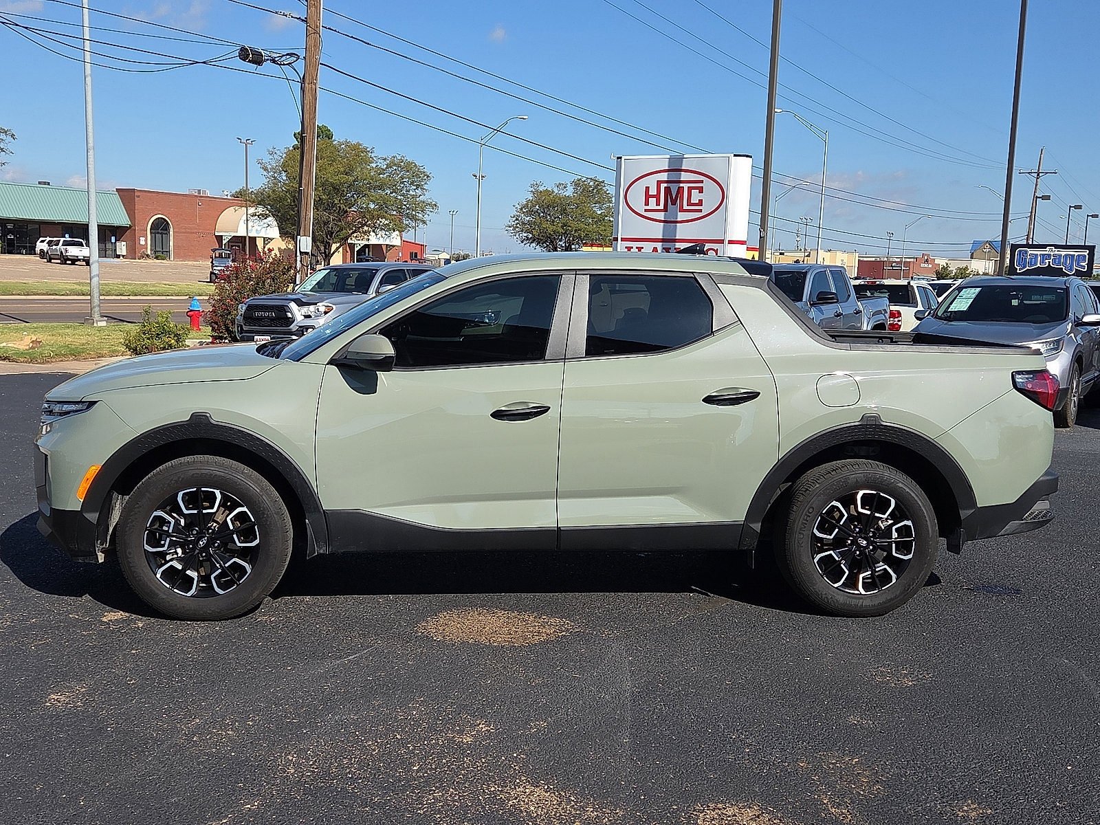 Used 2024 Hyundai Santa Cruz SEL image 2