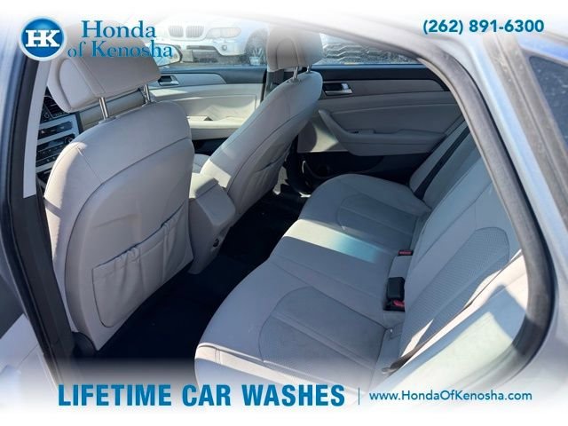 Used 2015 Hyundai Sonata SE w/ Option Group 09 image 6