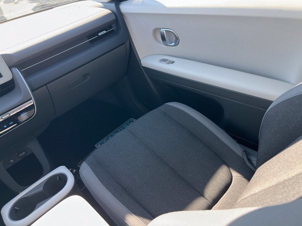Certified 2024 Hyundai Ioniq 5 SE AWD/4WD image 11