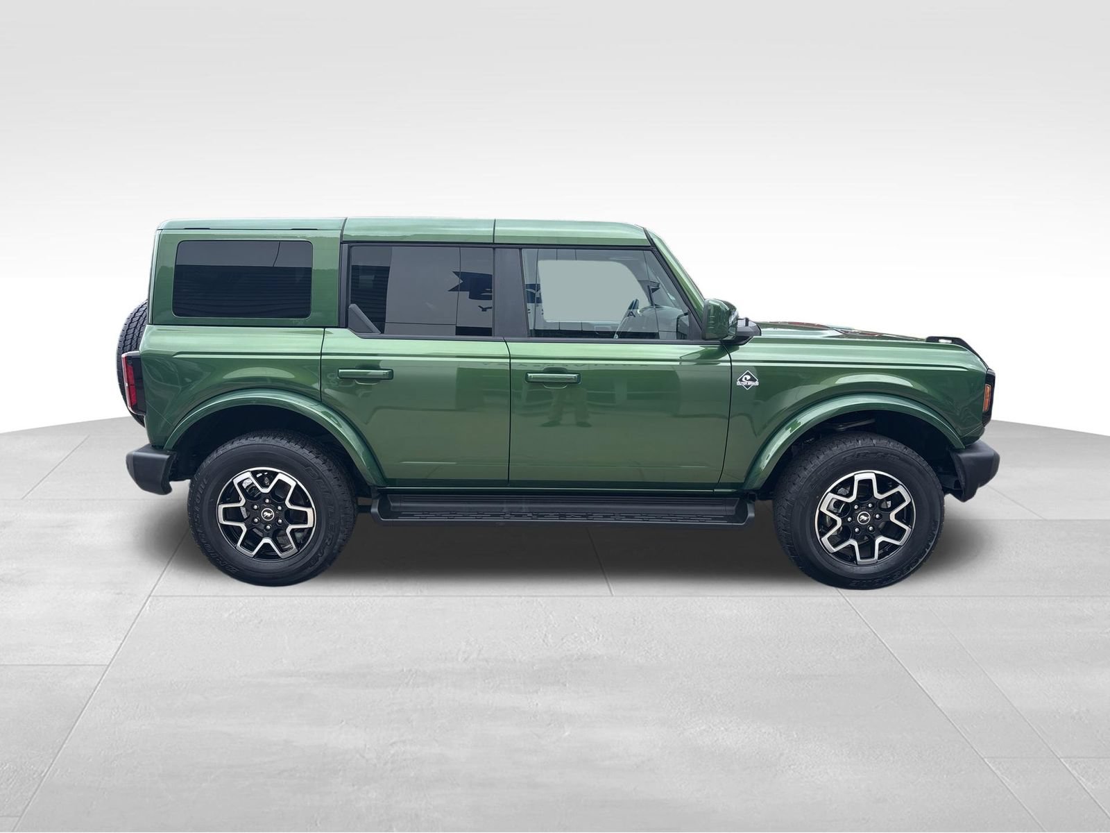 Used 2025 Ford Bronco Outer Banks AWD/4WD image 7