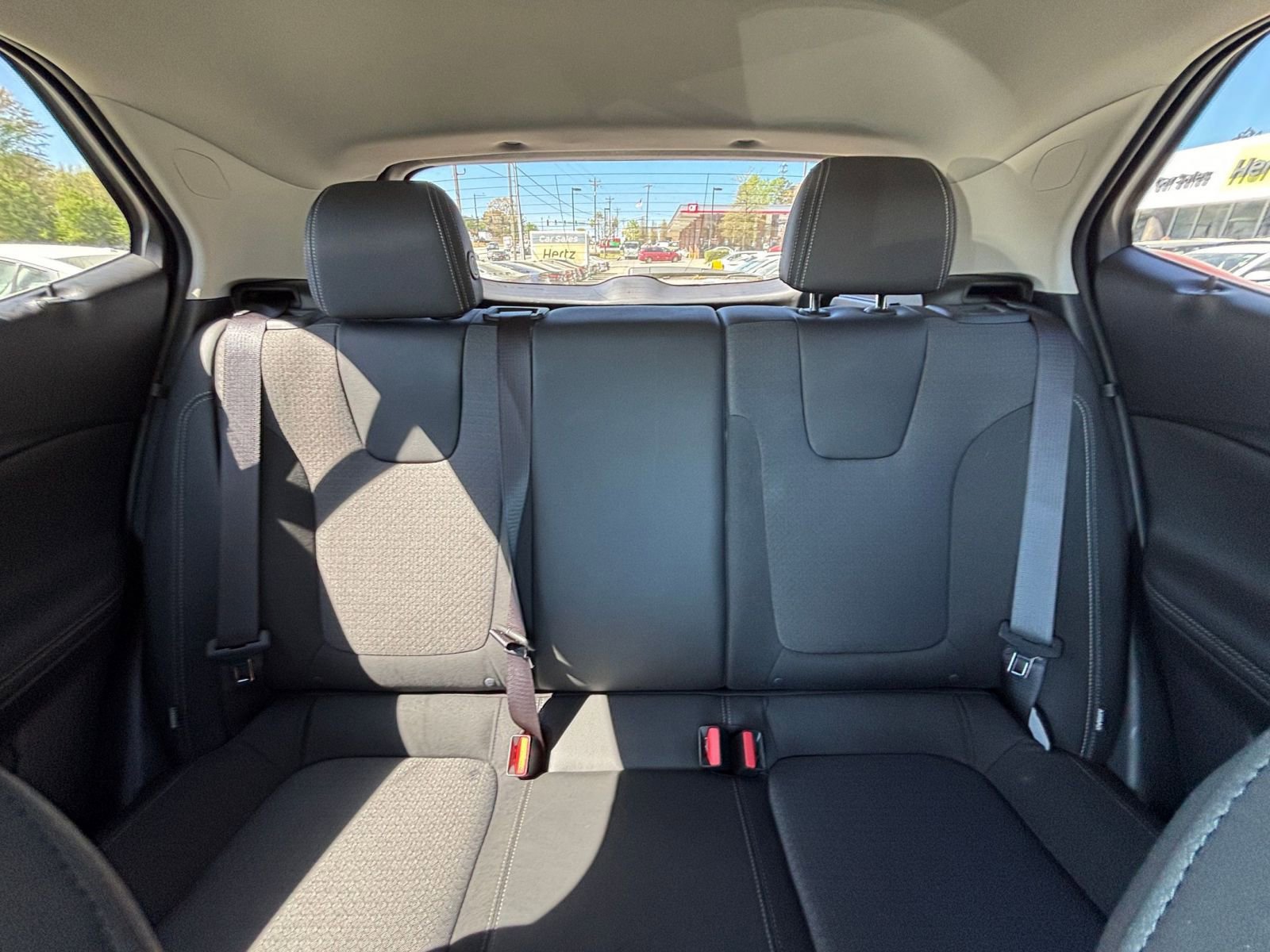 Used 2025 Buick Encore GX Preferred FWD image 39