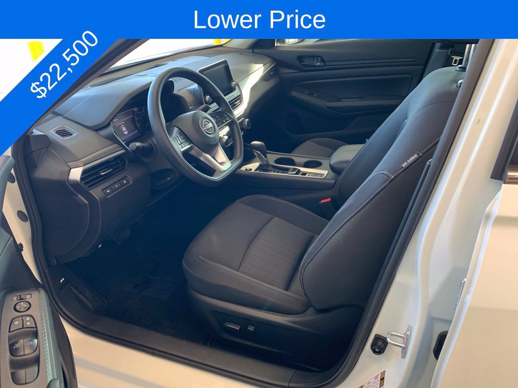 Used 2026 Nissan Altima 2.5 SV AWD/4WD image 3