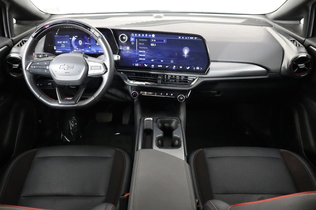 Used 2024 Chevrolet Equinox EV RS FWD image 7