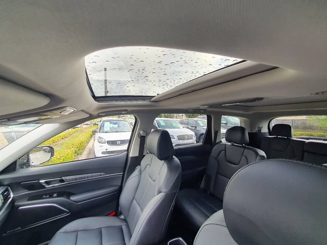 Used 2024 Kia Telluride SX FWD image 25
