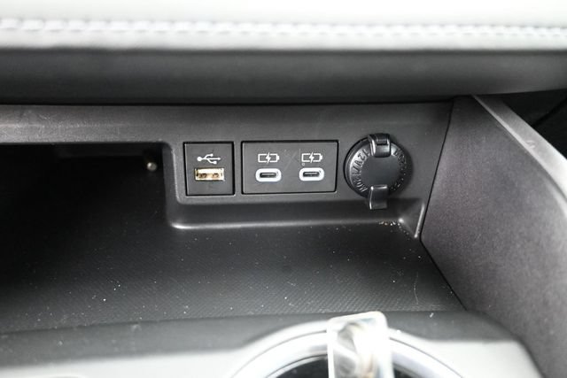 Certified 2024 Toyota Highlander LE AWD/4WD image 16