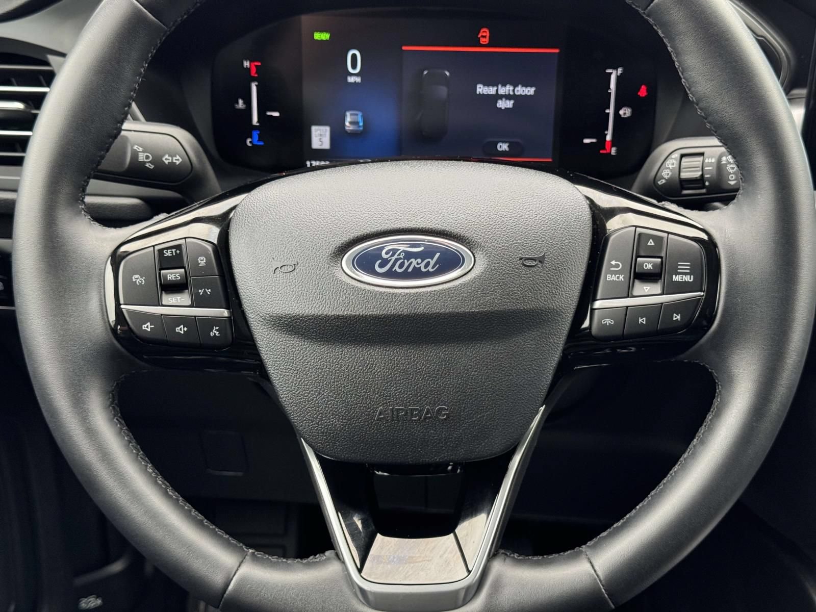 Used 2025 Ford Escape SE FWD image 13