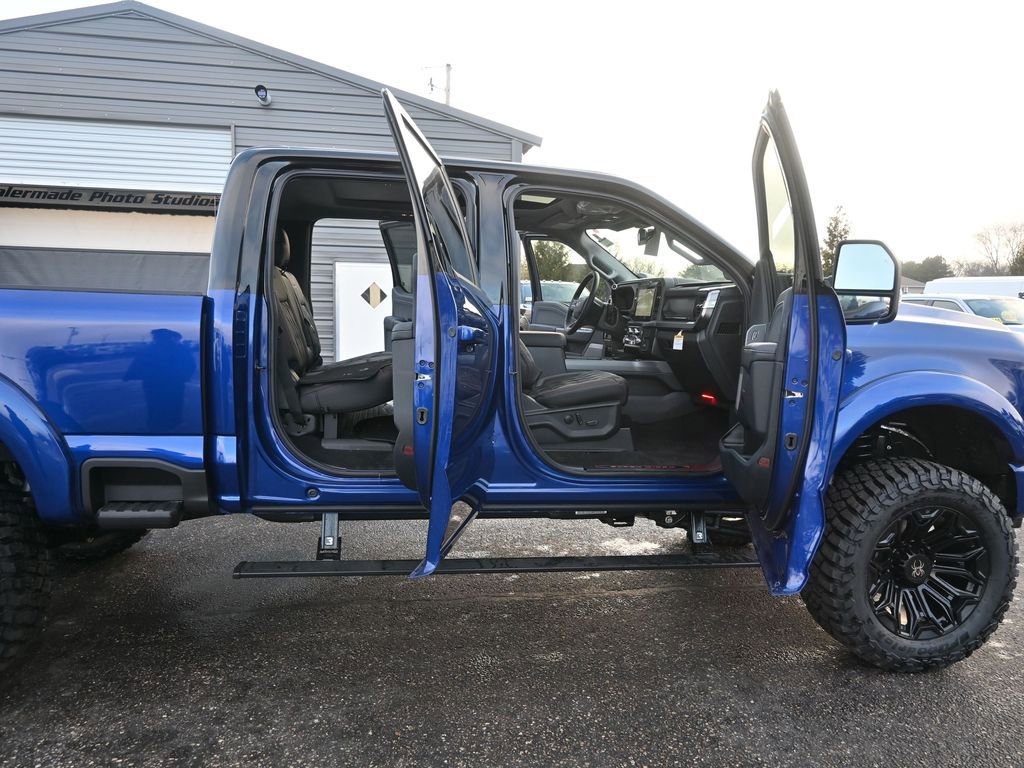 New 2026 Ford F250 Lariat w/ Black Appearance Package image 45