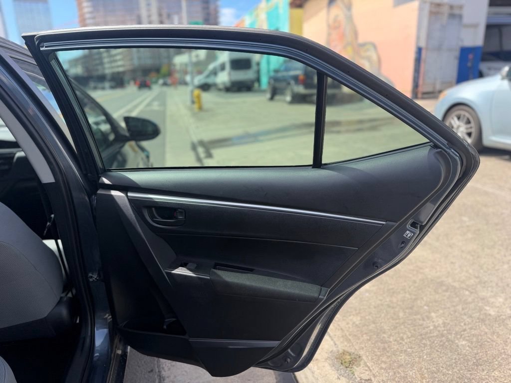 Used 2015 Toyota Corolla L FWD image 11