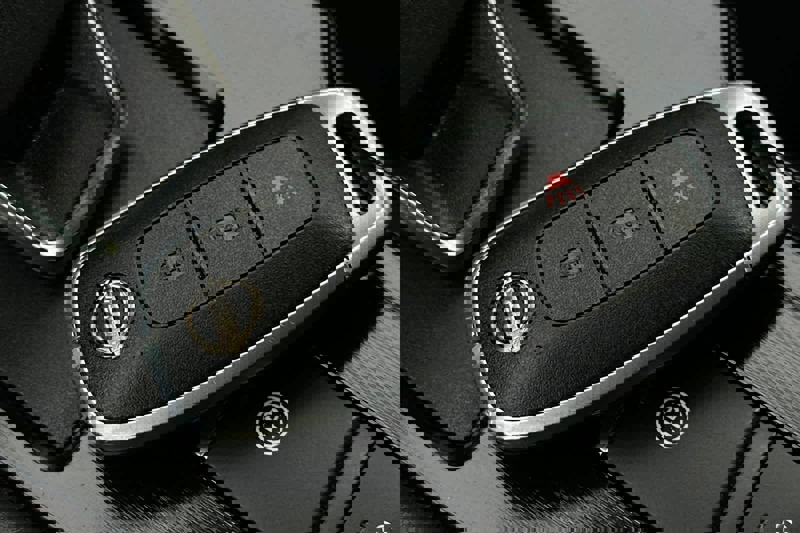 Used 2024 Nissan Rogue S image 23