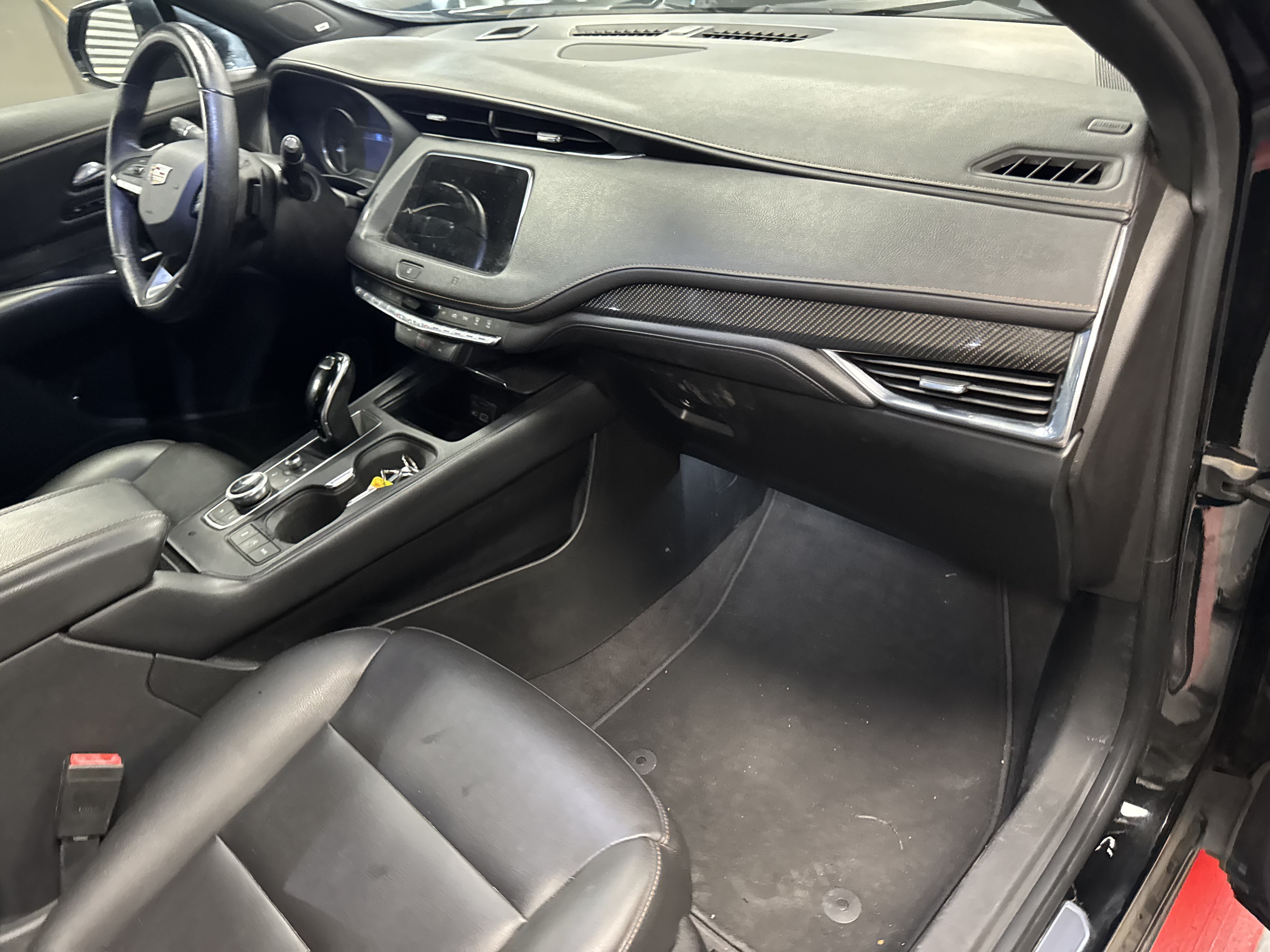 Used 2020 Cadillac XT4 Sport w/ Driver Awareness Package AWD/4WD image 13