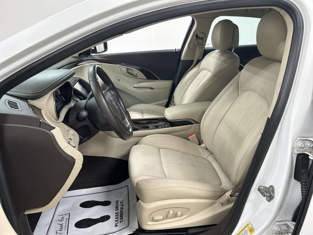 Used 2014 Buick LaCrosse Premium w/ Driver Confidence Package FWD image 9