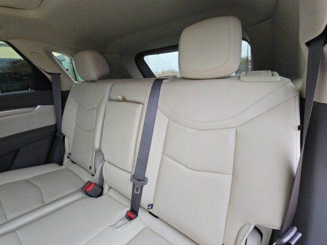 New 2026 Cadillac XT5 Premium Luxury image 18