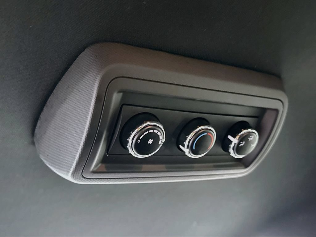Used 2018 Dodge Grand Caravan SXT FWD image 27