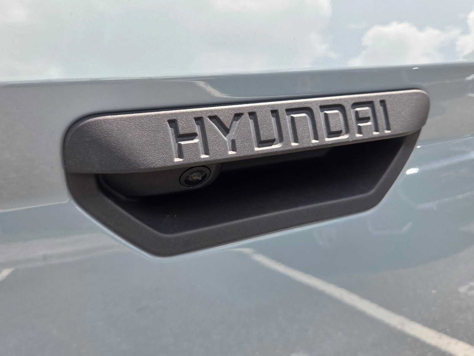 Used 2022 Hyundai Santa Cruz SEL FWD image 15