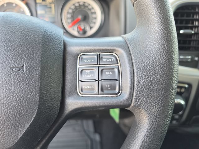 Used 2020 RAM 1500 Classic SLT AWD/4WD image 31