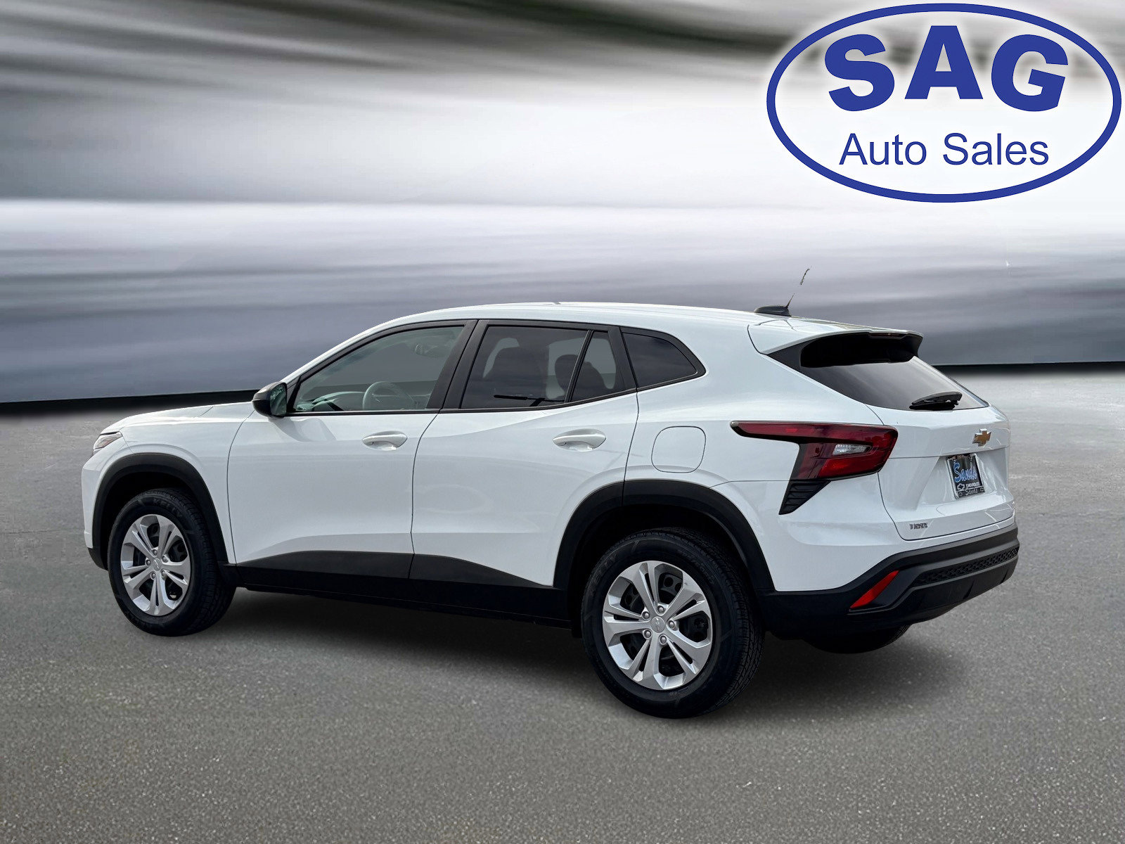 Used 2025 Chevrolet Trax LS image 5