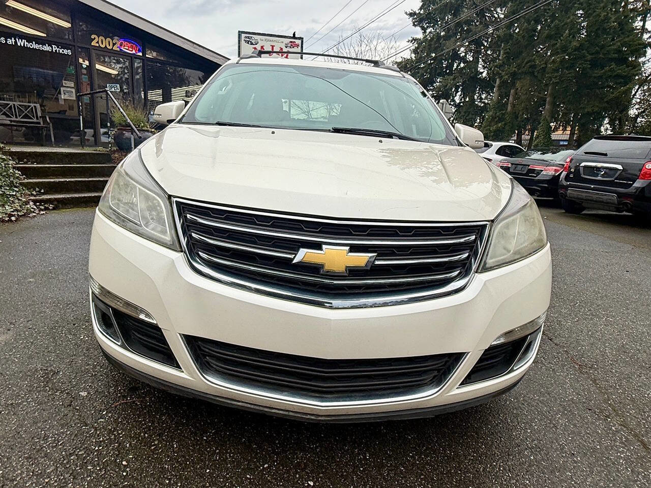 Used 2014 Chevrolet Traverse LT AWD/4WD image 9