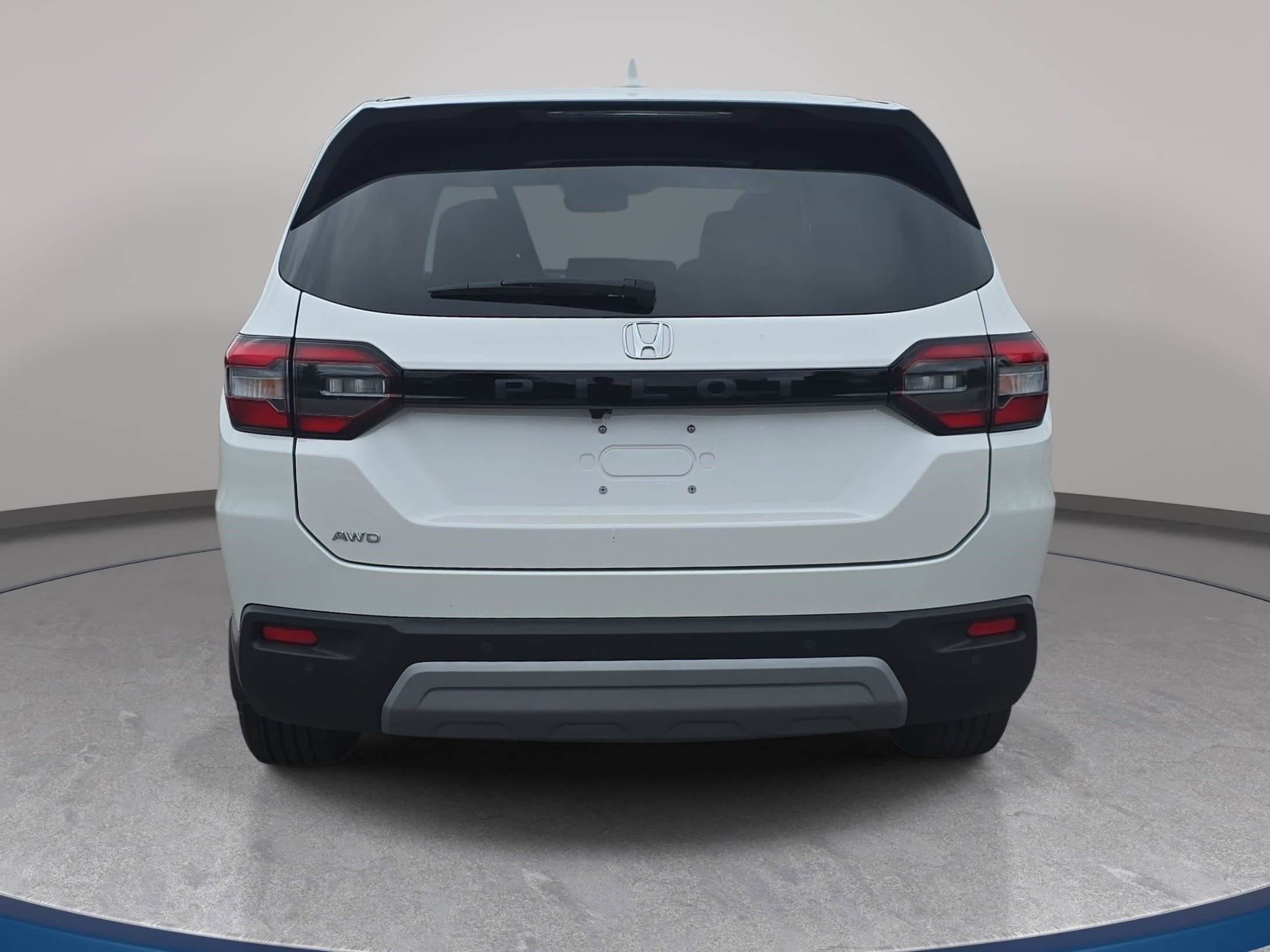 Used 2025 Honda Pilot EX-L image 6