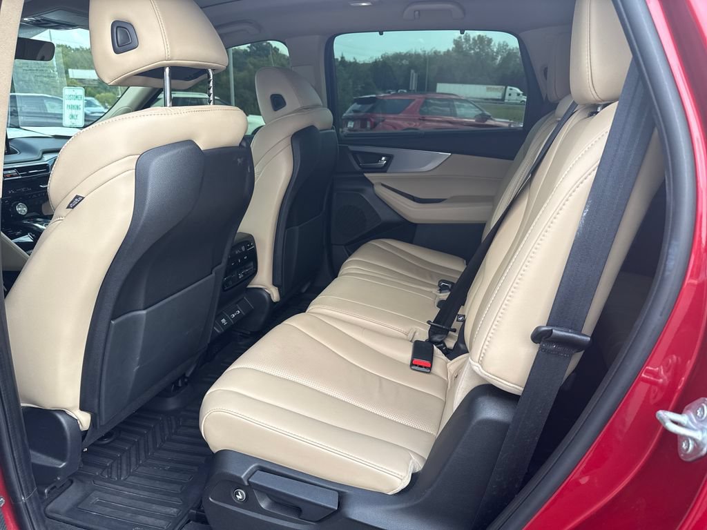 Used 2022 Acura MDX w/ Technology Package AWD/4WD image 40