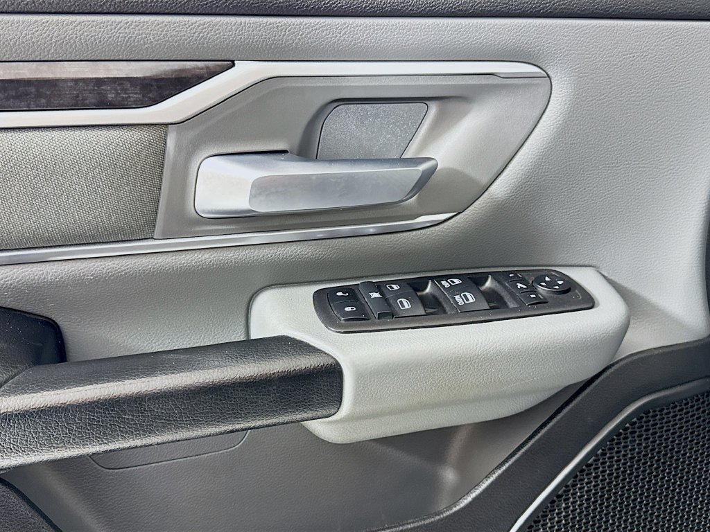 Used 2023 RAM 1500 Big Horn AWD/4WD image 17
