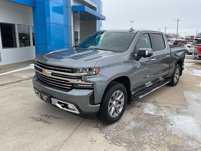 Used 2019 Chevrolet Silverado 1500 High Country w/ Technology Package image 2