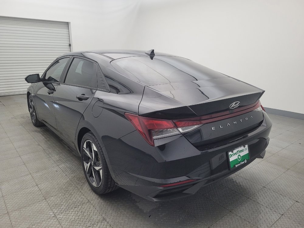 Used 2023 Hyundai Elantra SEL w/ Convenience Package image 5