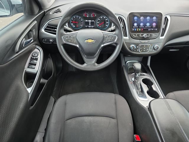Used 2021 Chevrolet Malibu LT image 12