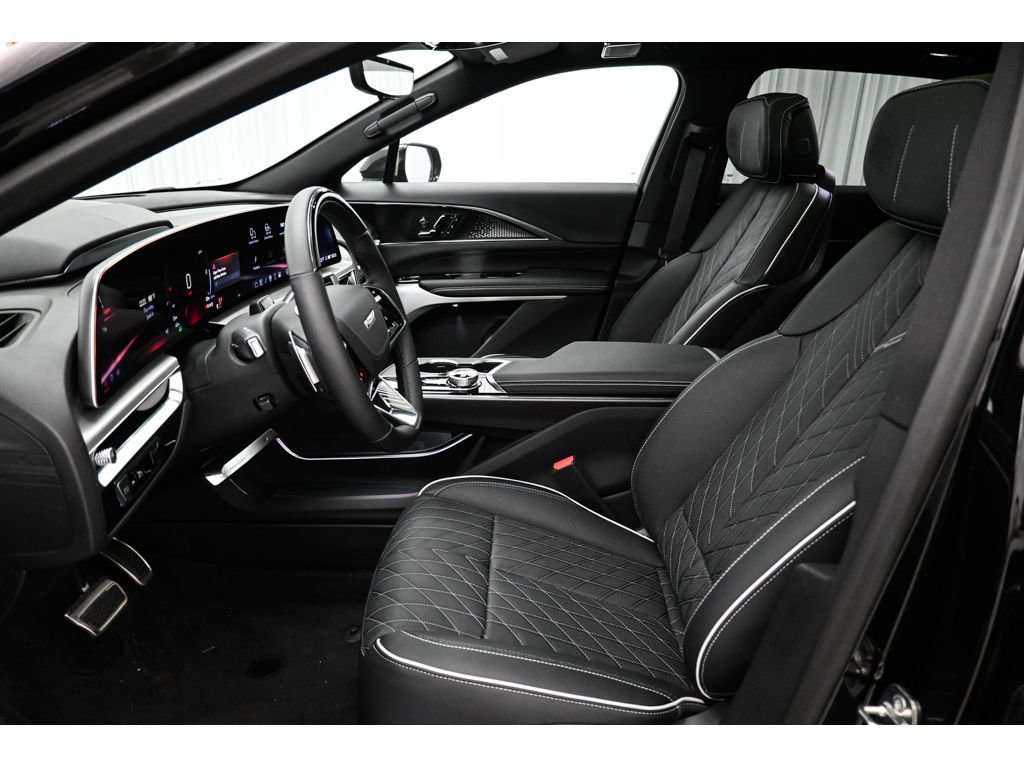 New 2026 Cadillac Lyriq V w/ Exterior Carbon Fiber Package AWD/4WD image 21