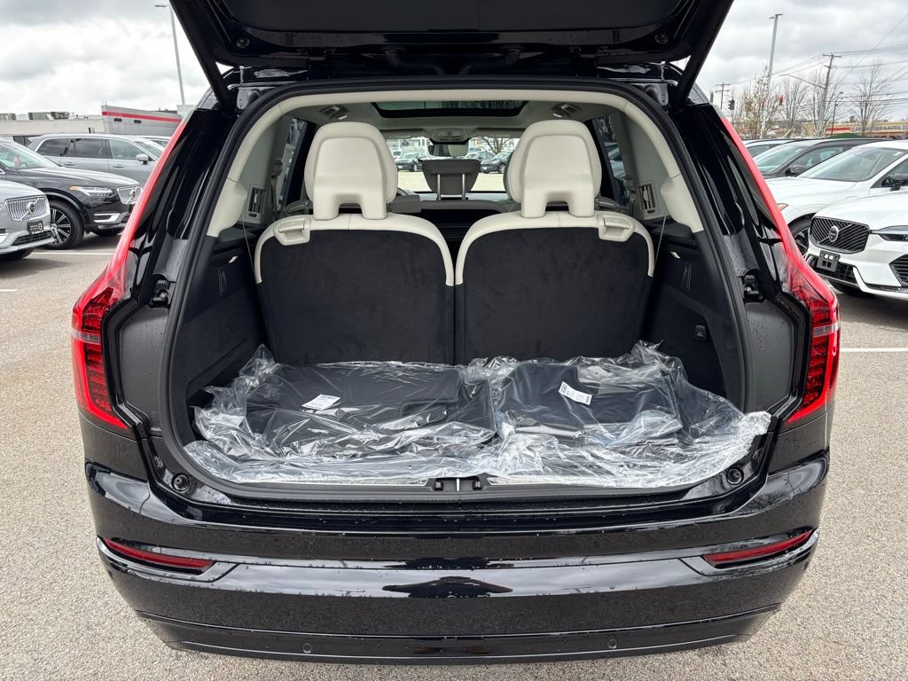 New 2026 Volvo XC90 B6 Ultra w/ Protection Package AWD/4WD image 17