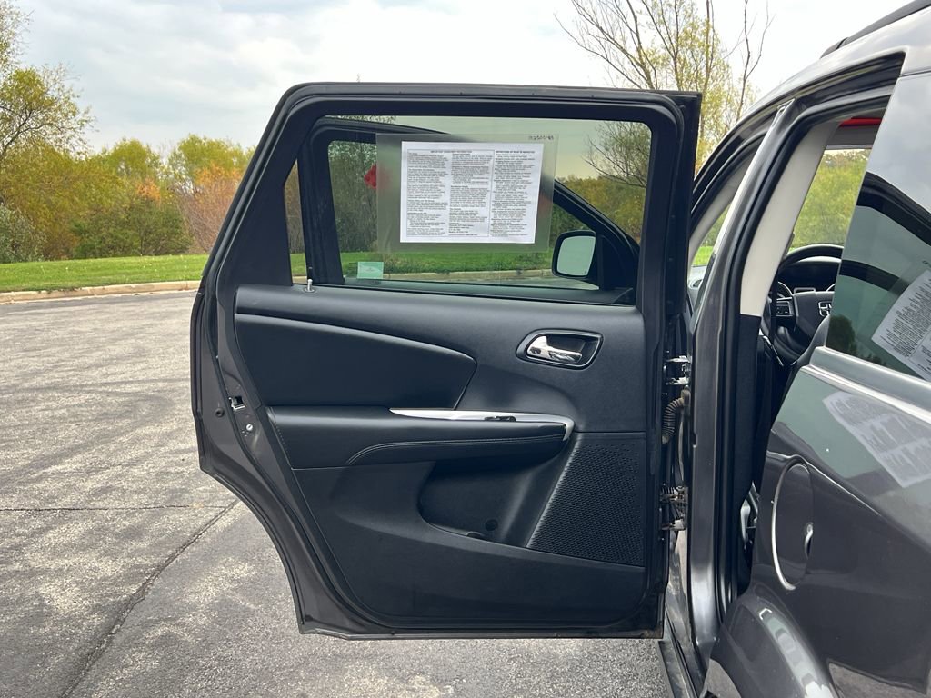 Used 2018 Dodge Journey SE w/ Blacktop Package image 33