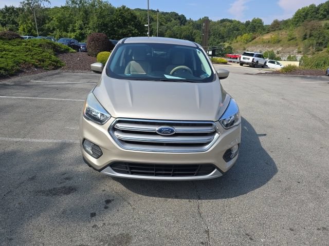 Used 2017 Ford Escape SE w/ SE Cold Weather Package AWD/4WD image 8