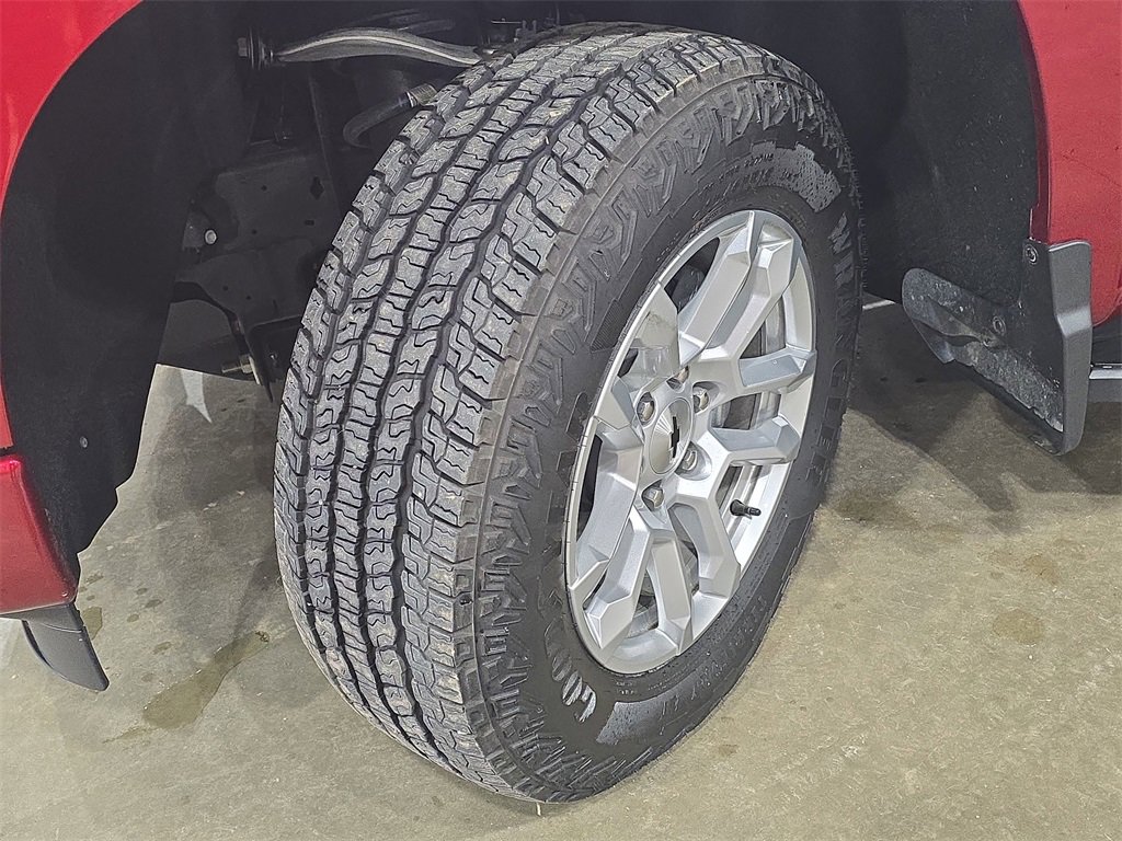 Used 2026 Chevrolet Silverado 1500 RST image 32